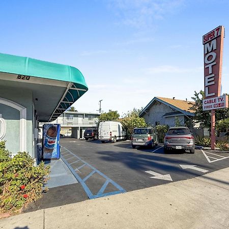 Super 7 Motel - Anaheim Packing District & Disneyland Exterior foto